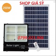 Đèn pha năng lượng mặt trời 200w 4 khoang cực sáng có Bảo hành 24 điện tử
