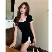 Đầm cổ vuông phối ren phong cách Pháp thời trang