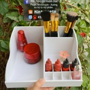 Kệ đựng mỹ phẩm có lọ đựng cọ kèm khay son tiện dụng