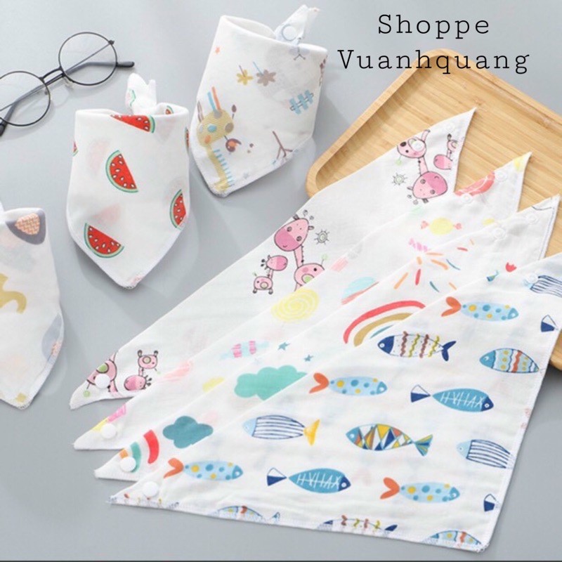  Yếm xô tam giác 4 lop cúc bấm cho bé