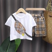 Bộ cộc tay cho bé hoạ tiết túi đeo chéo sành điệu