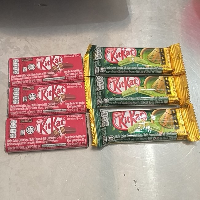 KitKat Socola / trà xanh Nestle 17g set 3 cái
