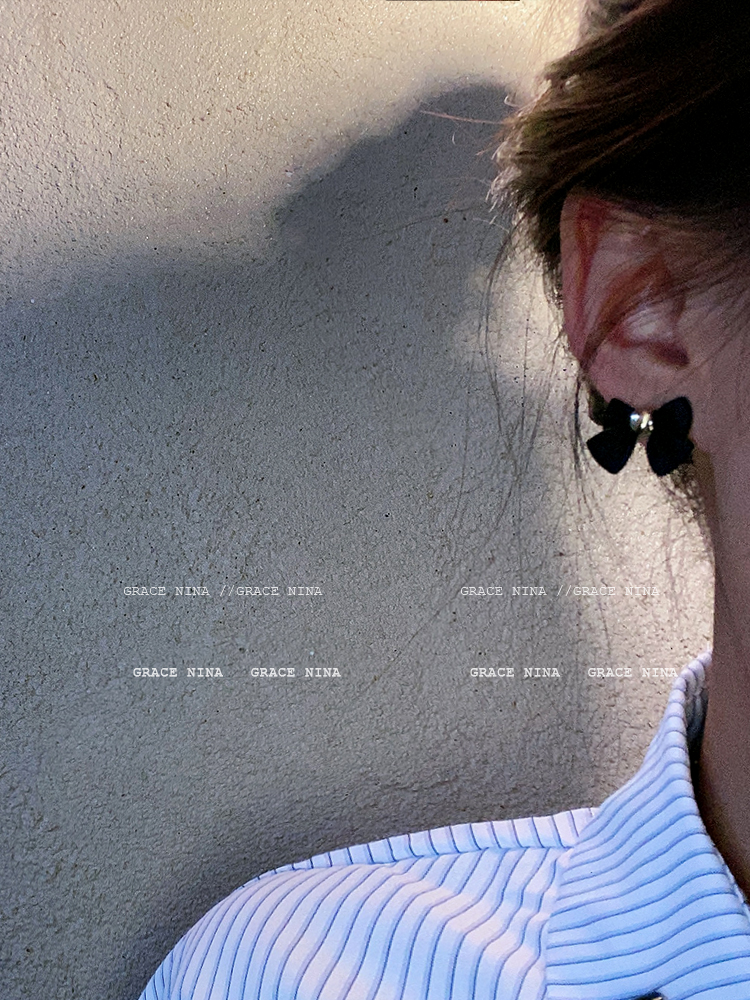 Hoa tai thời trang cho nữ