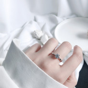  Nhẫn đính hôn khảm kim cương giả sang trọng thanh lịch cho nữ