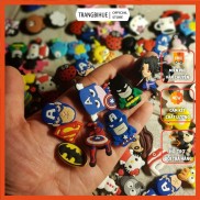 (Được chọn mẫu) Sticker gắn sục, dép cross