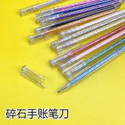 Dao cắt giấy thủ công nhiều màu sắc dành cho học sinh