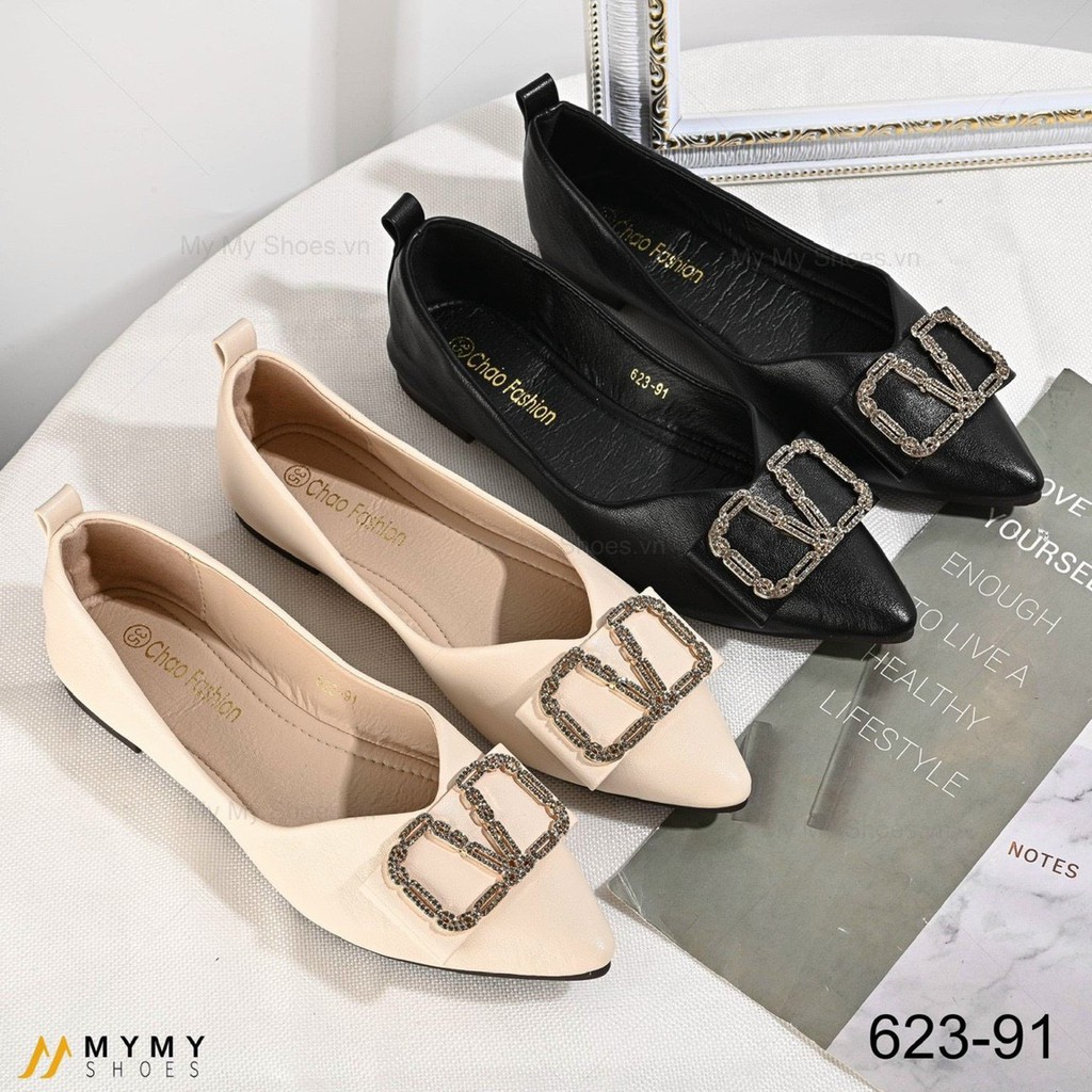 Giày bệt da mềm mũi nhọn khuy chữ nhật V