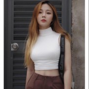 [Video thật] Áo Croptop 3 Lỗ Cổ Lọ Sát Nách P5138