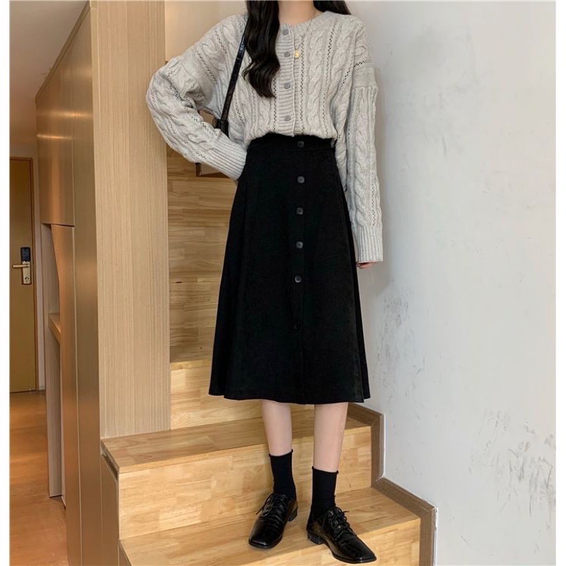 chân váy phối cúc dáng xoè, phối 5 cúc m804