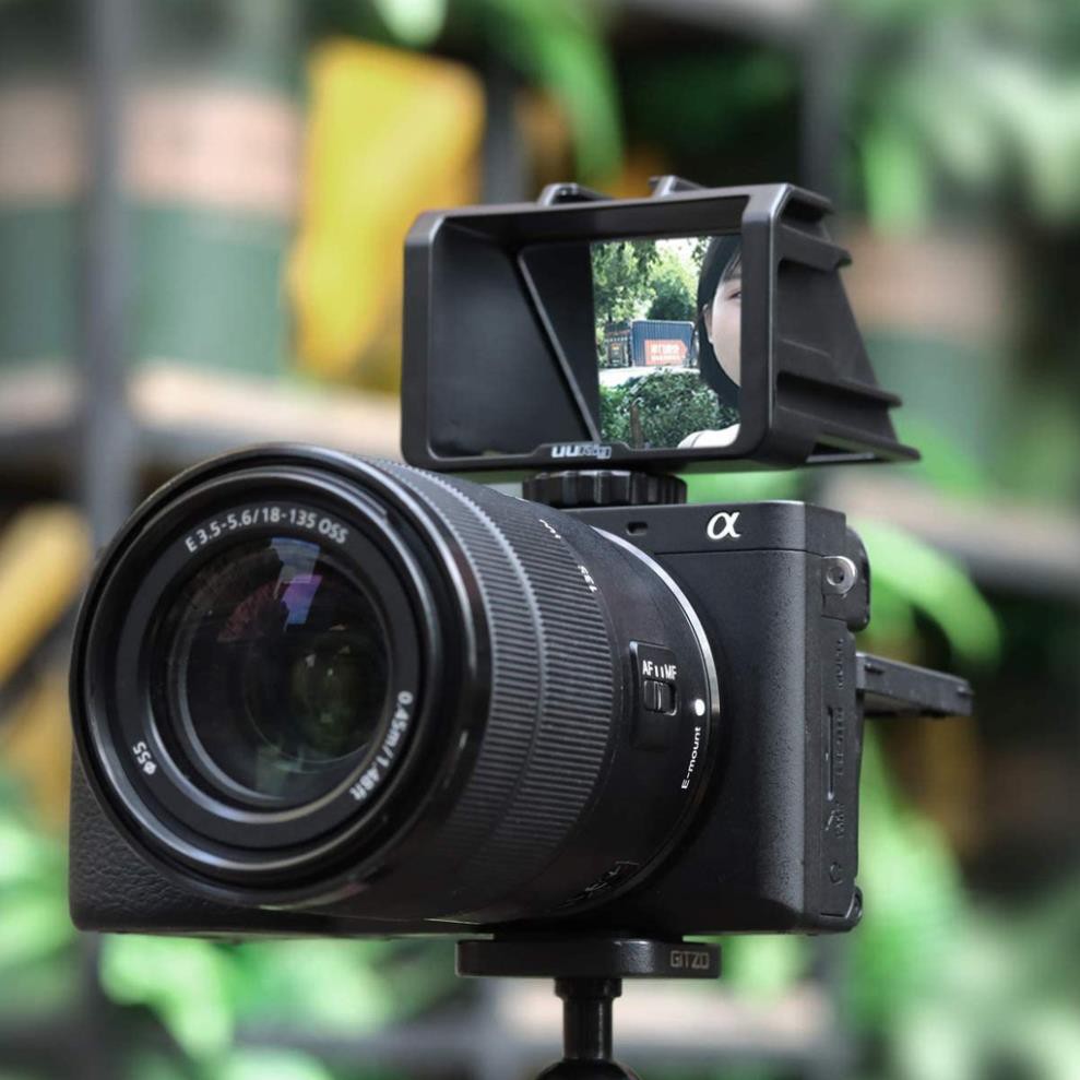 (CÓ SẴN) Gương lật màn hình cho máy ảnh UURIG R031 cho Vlogger và Youtuber - Có thể gắn thêm nhiều phụ kiện khác