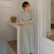 Váy midi 37453 xếp ly tay phồng cổ chữ V thanh lịch