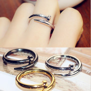 Nhẫn Đinh thời trang nam nữ mới