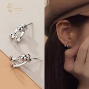  Đôi hoa tai hình chữ C có đính hạt thiết kế cá tính cho nữ