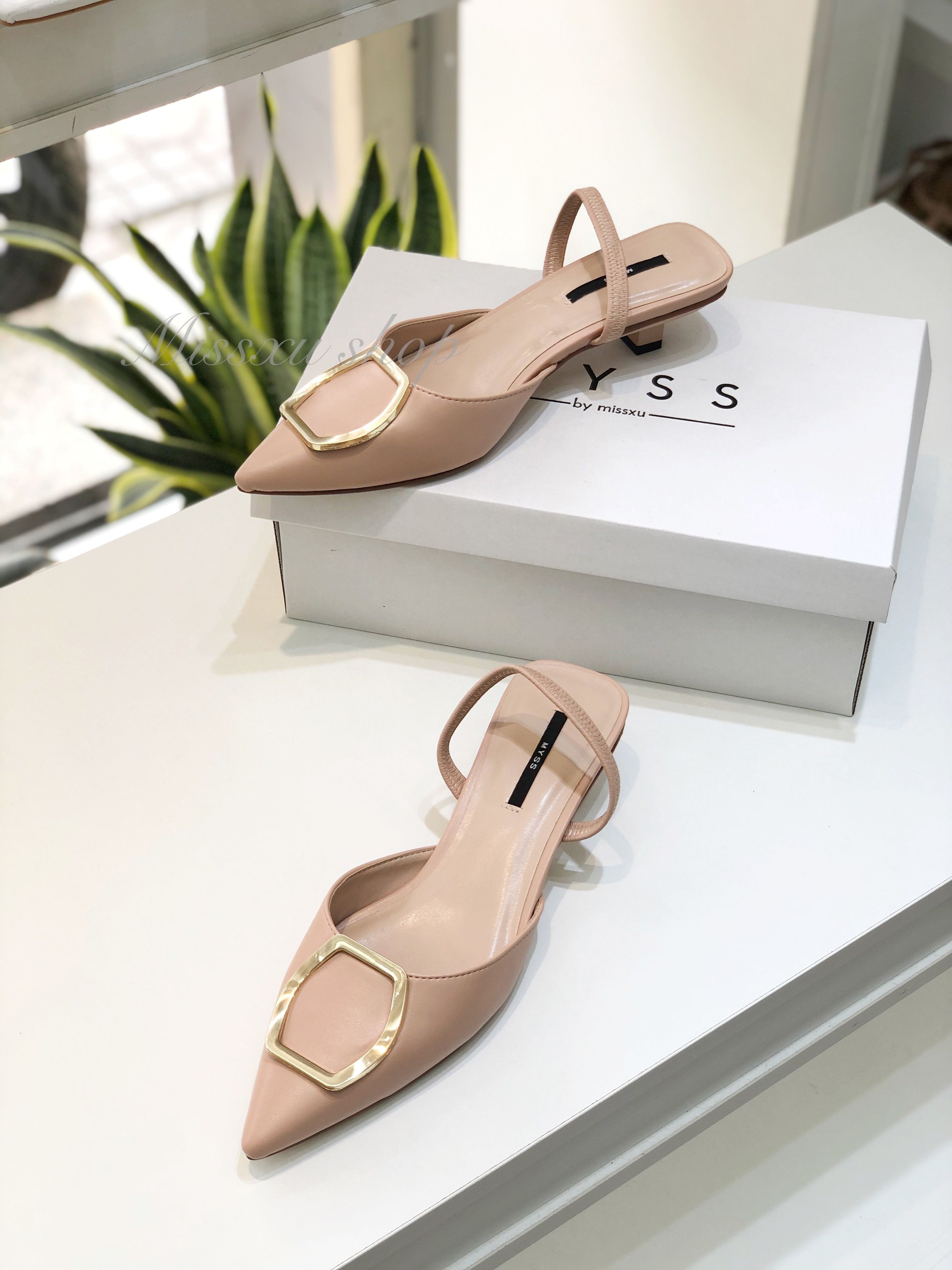 Giày mũi nhọn phối khoen 3 cm Myss - CG202