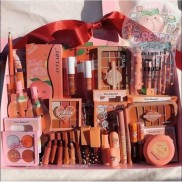 Bộ Trang Điểm Chính Hãng cao cấp KissBeauty,gồm 27 món makeup đầy đủ . Tặng kèm 1 Túi đựng Mỹ phẩm chống nước.