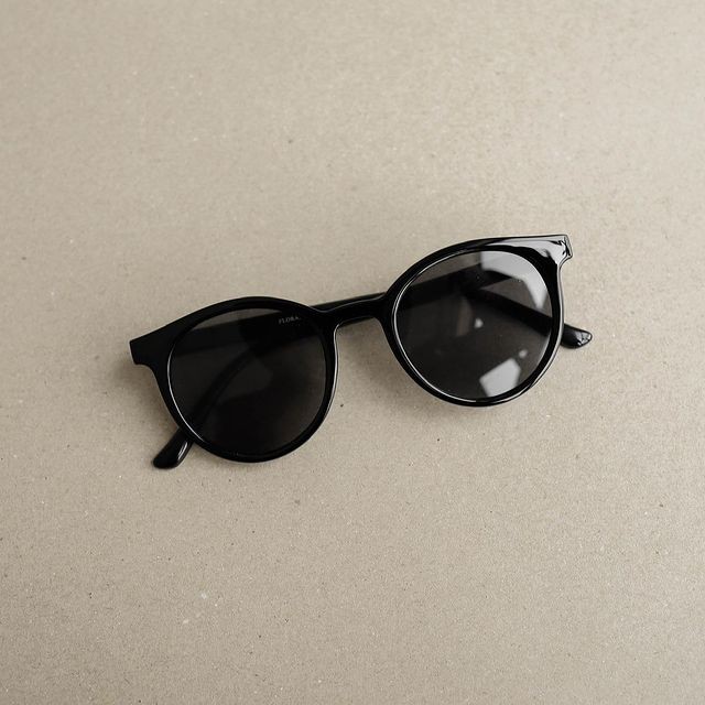Kính mát Floralpunk Ricky Sunglasses Black