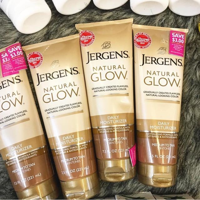 Kem dưỡng nâu da Jergens không cần phơi nắng