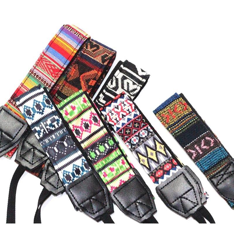 Dây đeo máy ảnh Thổ Cẩm (màu ngẫu nhiên)