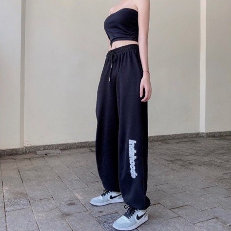 Quần dài Sweatpant đen INDAHOOD LOGO thêu unisex