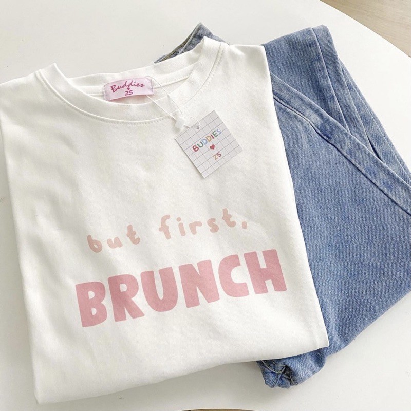 Áo thun in chữ Brunch