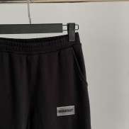 QUẦN SWEATPANT NỈ LOGO MISSOUT