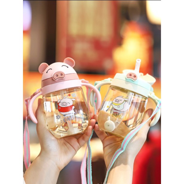  Bình tập uống nước con heo cho bé 350ml, có quai kèm dây đeo